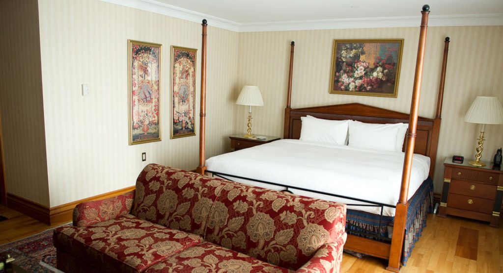 waterside-deluxe-king