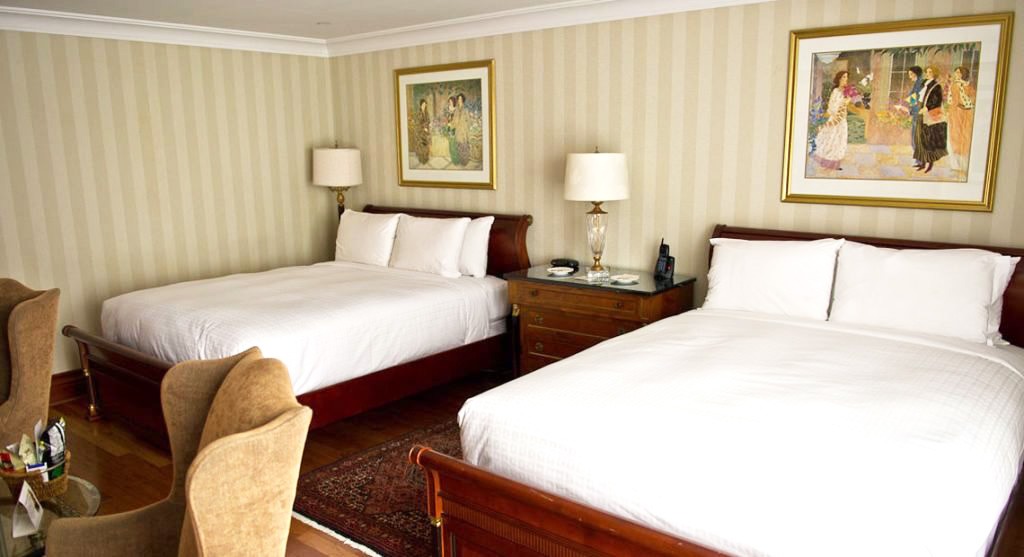 waterside-deluxe-queen